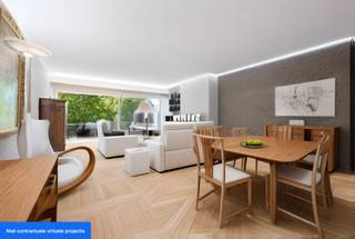 Appartement op 3e verdieping op topligging in het <strong>centrum van Brasschaat</strong>, grotendeels recent gerenoveerd.<br /><br /><strong>Indeling:</strong><br />Inkomhal met gastentoilet, living (ca.42m²)  met open haard en toegang tot terras, volledig nieuwe ingerichte keuken met toestellen, aanpalende berging met aansluiting voor wasapparatuur, 1ste slaapkamer (ca.17m²) met toegang tot terras achteraan (ca.9m²), 2de slaapkamer (ca.11m²), 3de slaapkamer (ca.11m²), badkamer met inloopdouche, dubbele lavabo en toilet, dressingkamer (ca.6m²).<br /><br /><strong>Bijzonderheden</strong>:
<ul>
	<li>CV op gas.</li>
	<li>Ruime kelder</li>
	<li>Garagebox te koop aan 32.500 euro.</li>
	<li>Airco - automatische stores - slaapkamers met rolluiken (2 elektrisch) - zonnewering - parlofoon - lift - eiken parketvloeren - veel ingemaakte kasten.</li>
</ul>