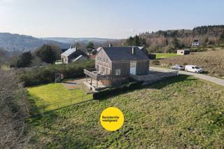 Op een rustige, groene locatie in het charmante La Roche-en-Ardenne bevindt zich “Beaubois”, een alleenstaande woning op een prachtig perceel...