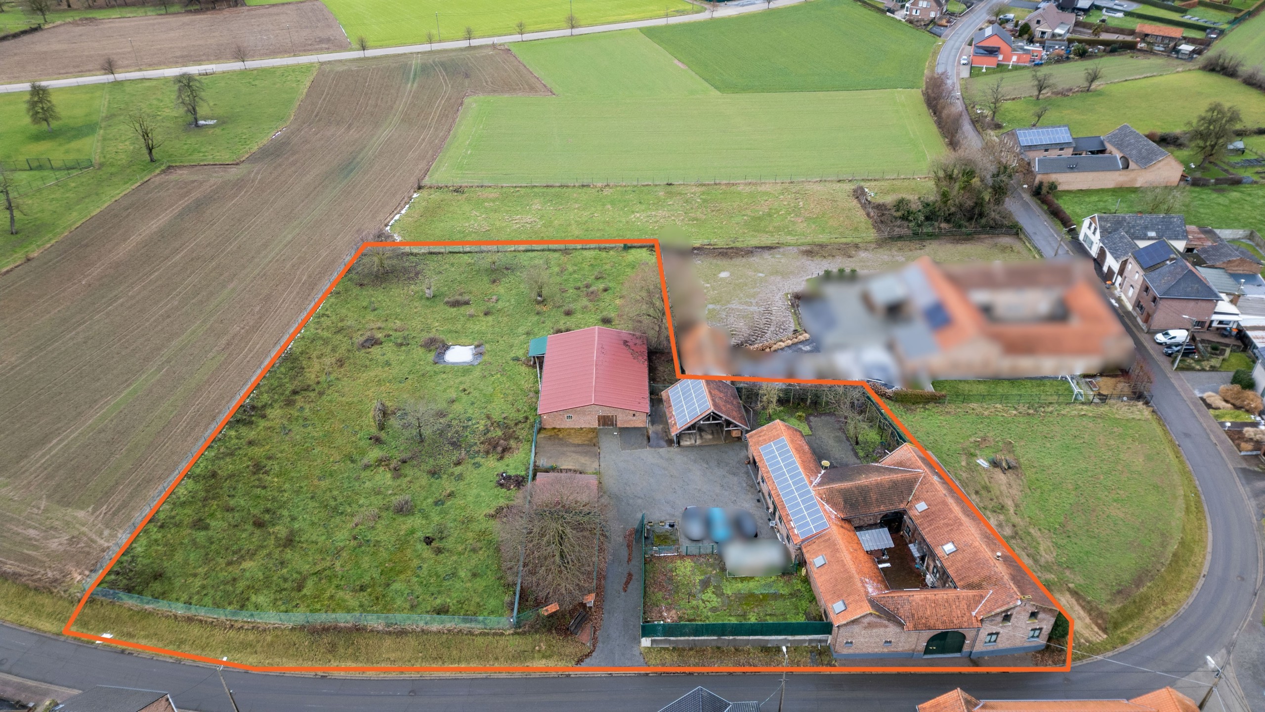 BILZEN - Charmante vierkantshoeve op +/- 60a - foto 2