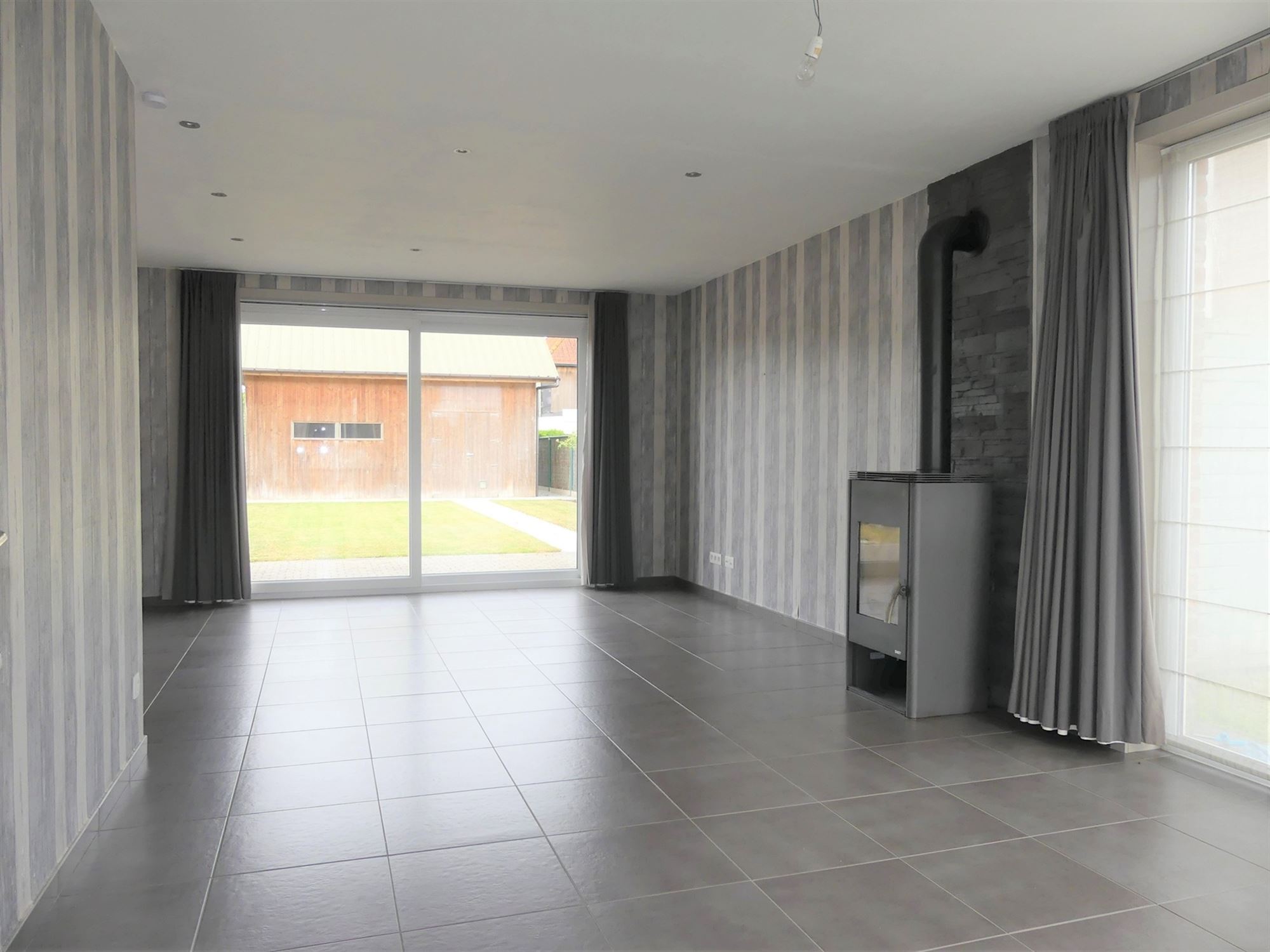 Maison à louer à Dixmude avec 3 chambres - photo 2