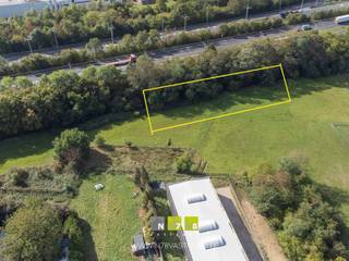 LANDBOUWGROND OP EEN PERCEEL VAN 11A20CA TE MAASMECHELENINFO BESTEMMING GEWESTPLAN- Ambachtelijke bedrijven & kmo's.- Reservatie-gebied.MEER INFO?-...