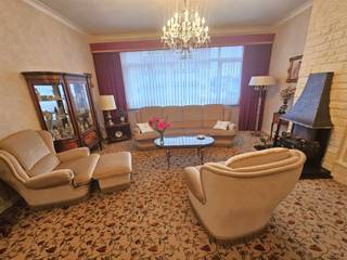 FRANS DE SCHUTTERLAAN 9 / BUS 6, 2850 BOOMCharmant en goed onderhouden appartement! Dit appartement straalt charme uit!De hoge plafonds en efficiënte...