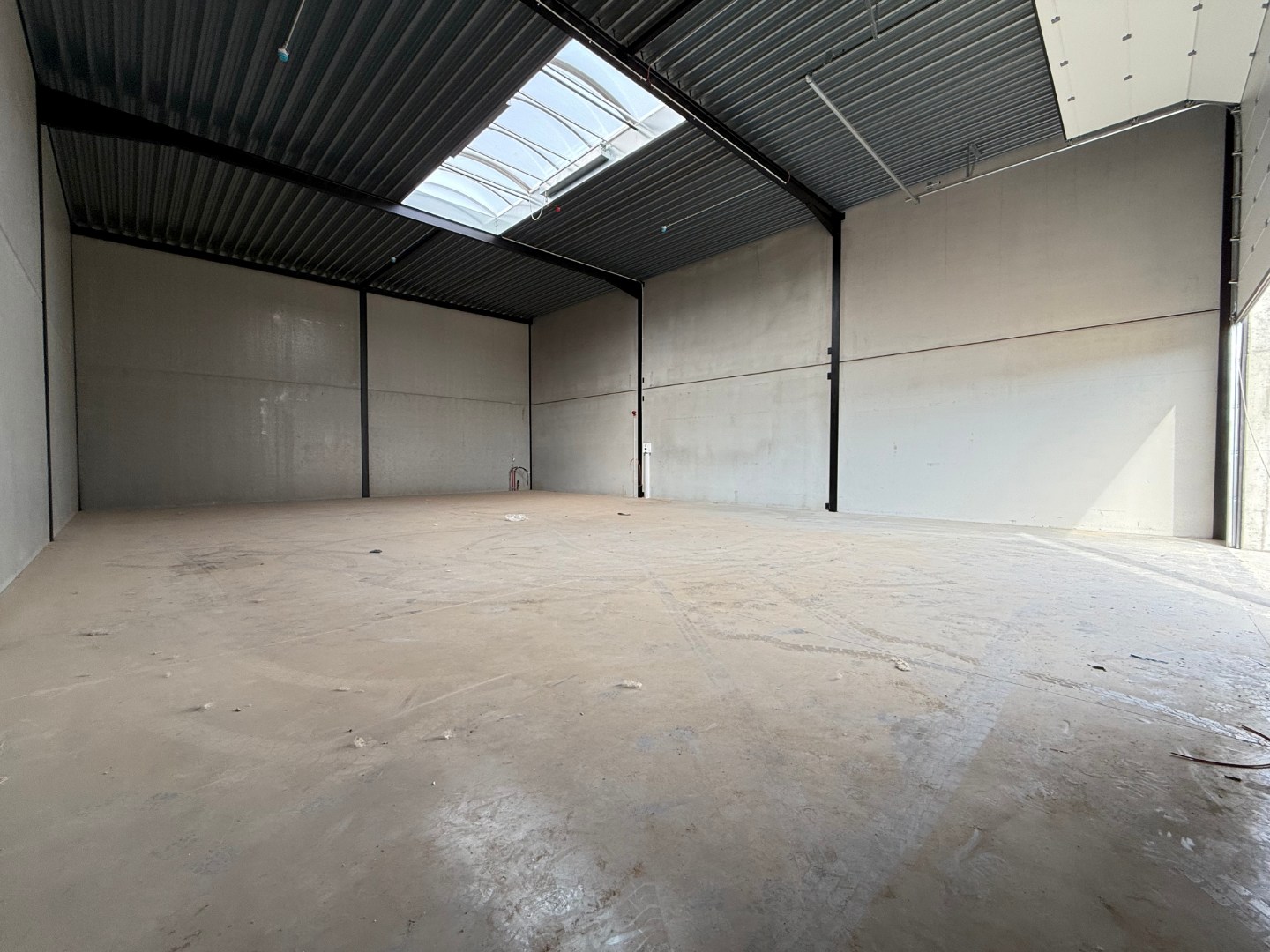 Commercial à louer à Tielt - photo 2