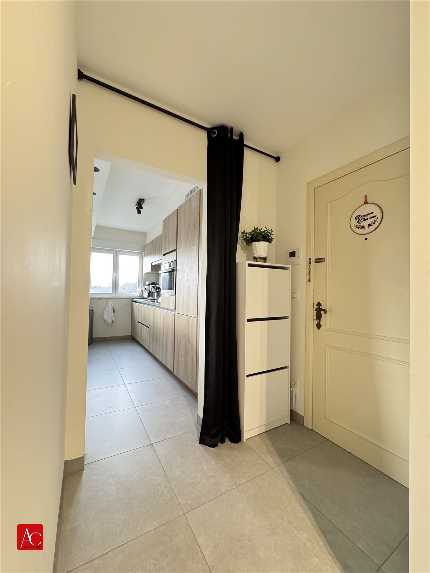 Appartement met 3 slaapkamers terras en garage - foto 3