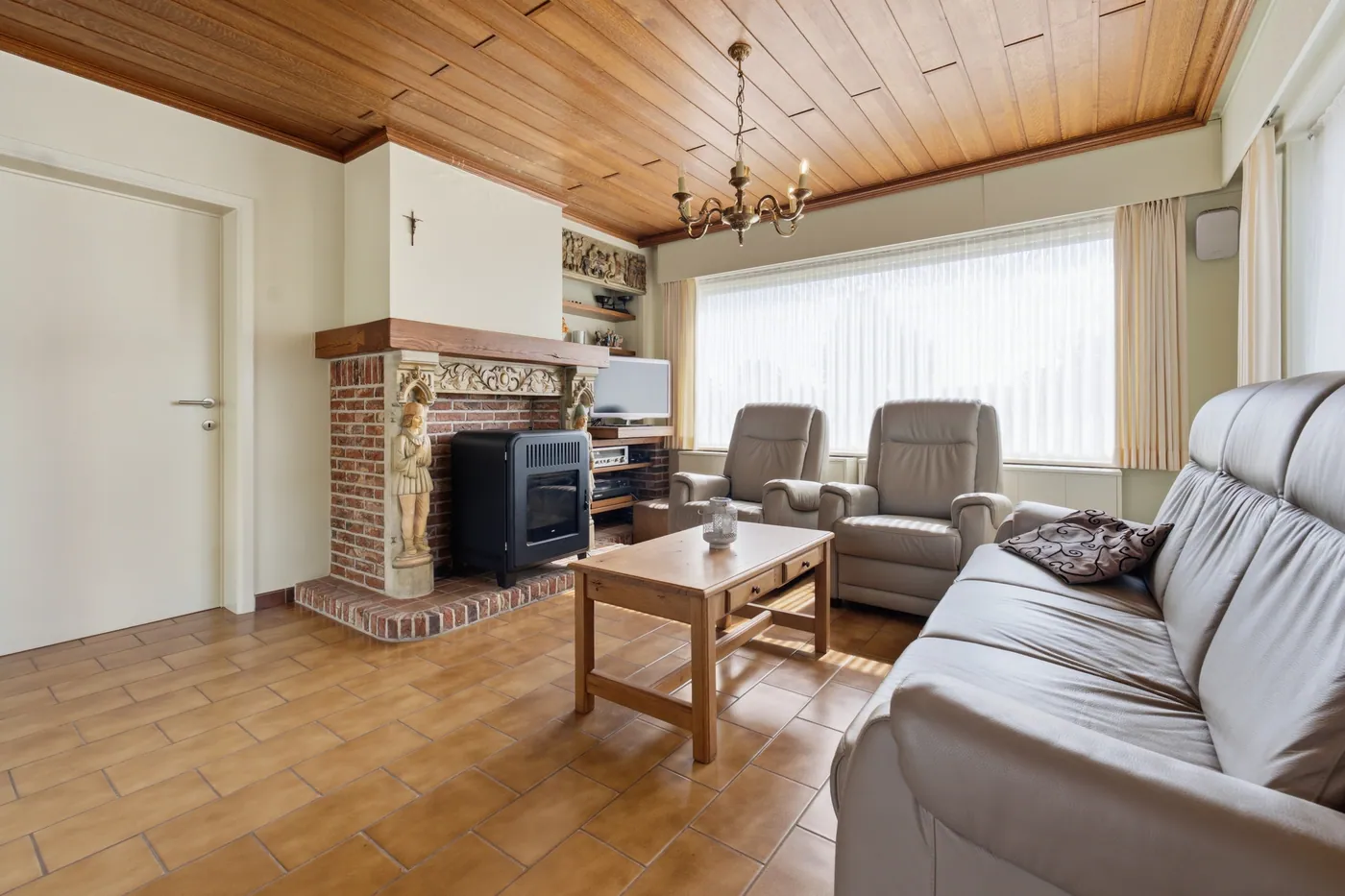 Spacious single-story villa with 1001 possibilities! - photo 4