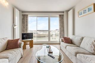 Zonnig 2-slaapkamerappartement met een subliem zicht op de jachthaven van Blankenberge.Het appartement is ingericht met als doel om licht en...