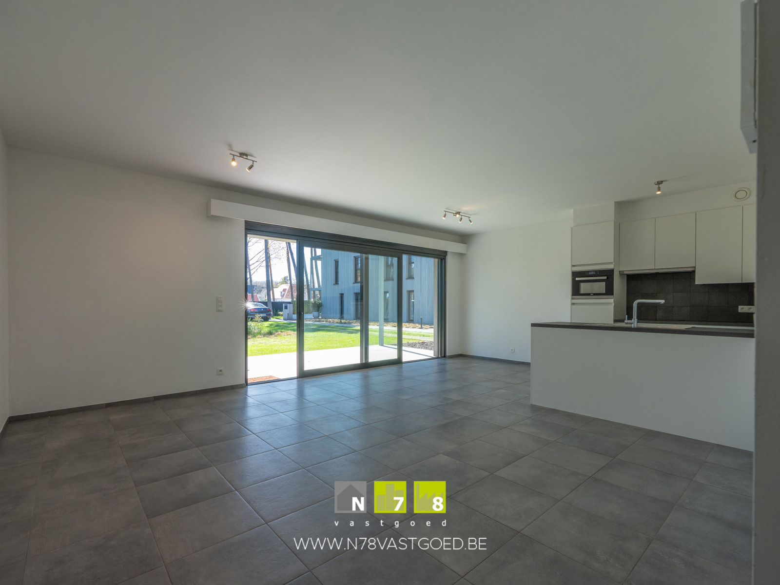 Appartement te koop in Genk met 2 slaapkamers - foto 3
