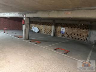 Dans la très recherchée Residentie Santhooft, nous vous proposons un emplacement de parking ouvert en sous-sol, situé au niveau -2.Cet emplacement...