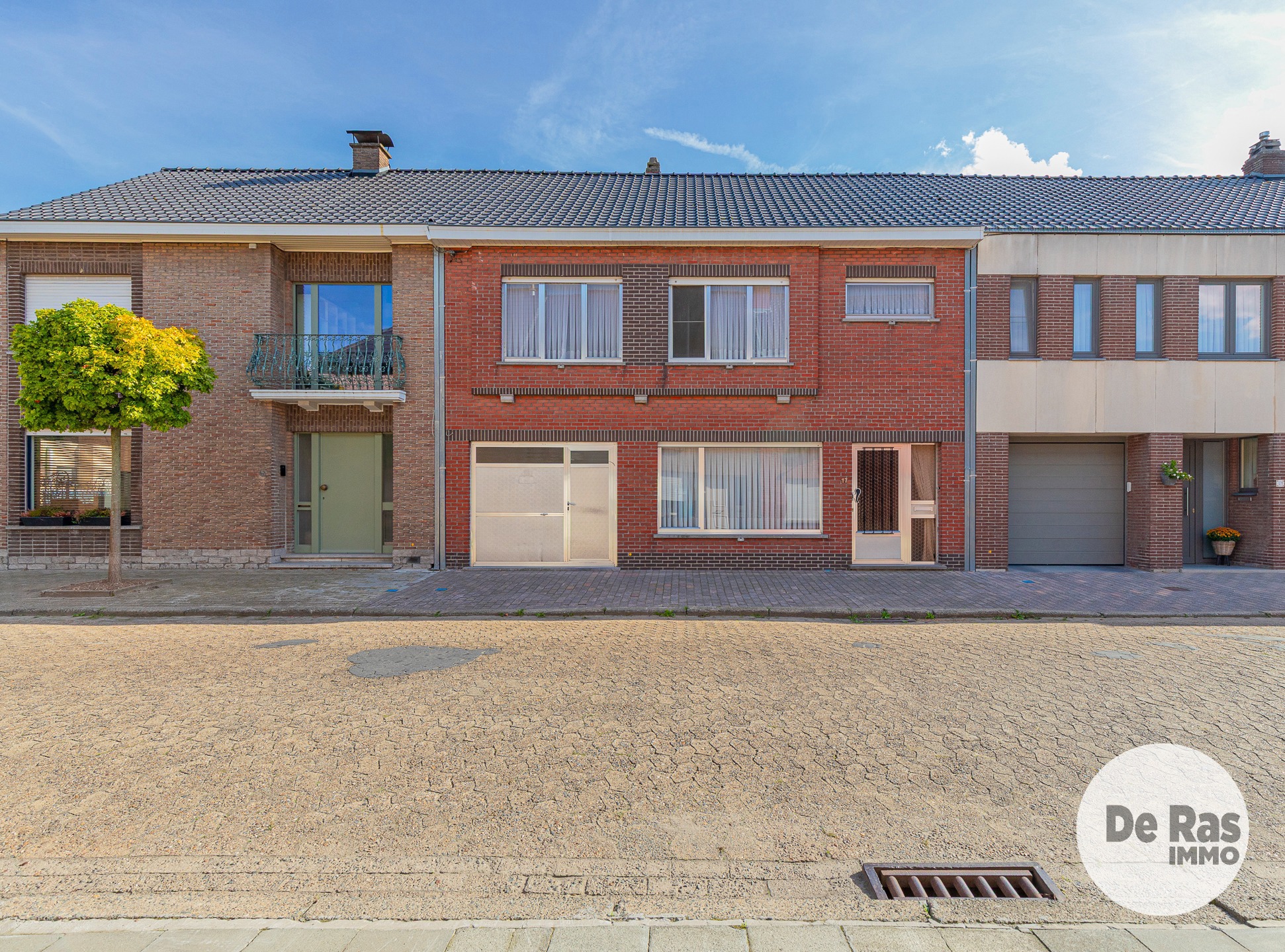 ZELE - Te renoveren woning met 3 kamers en leuke tuin - foto 1