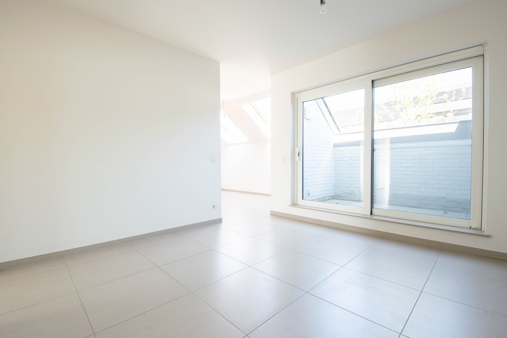 Apartment for rent in Sint-Gillis-Waas with 2 bedrooms - photo 4