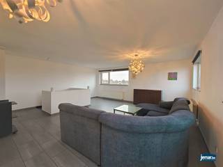 Ruim duplex appartement te koop in MaasmechelenBent u op zoek naar een ruim en energiezuinig appartement vlakbij het administratieve centrum van...