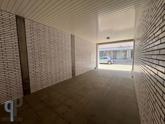 Opbrengsteigendom in hartje Zottegem - foto 3