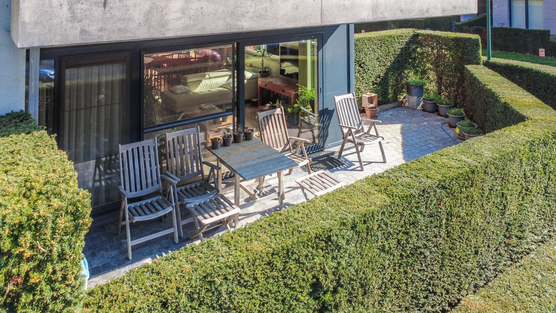 INSTAPKLAAR APP MET 2 SLAAPKAMERS, TERRAS & GARAGE! - foto 4