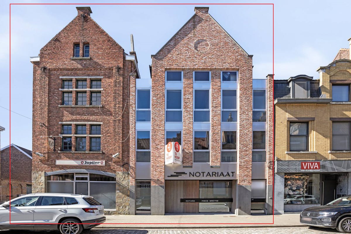 Twee aanpalende gebouwen te koop in het centrum Ieper - foto 2