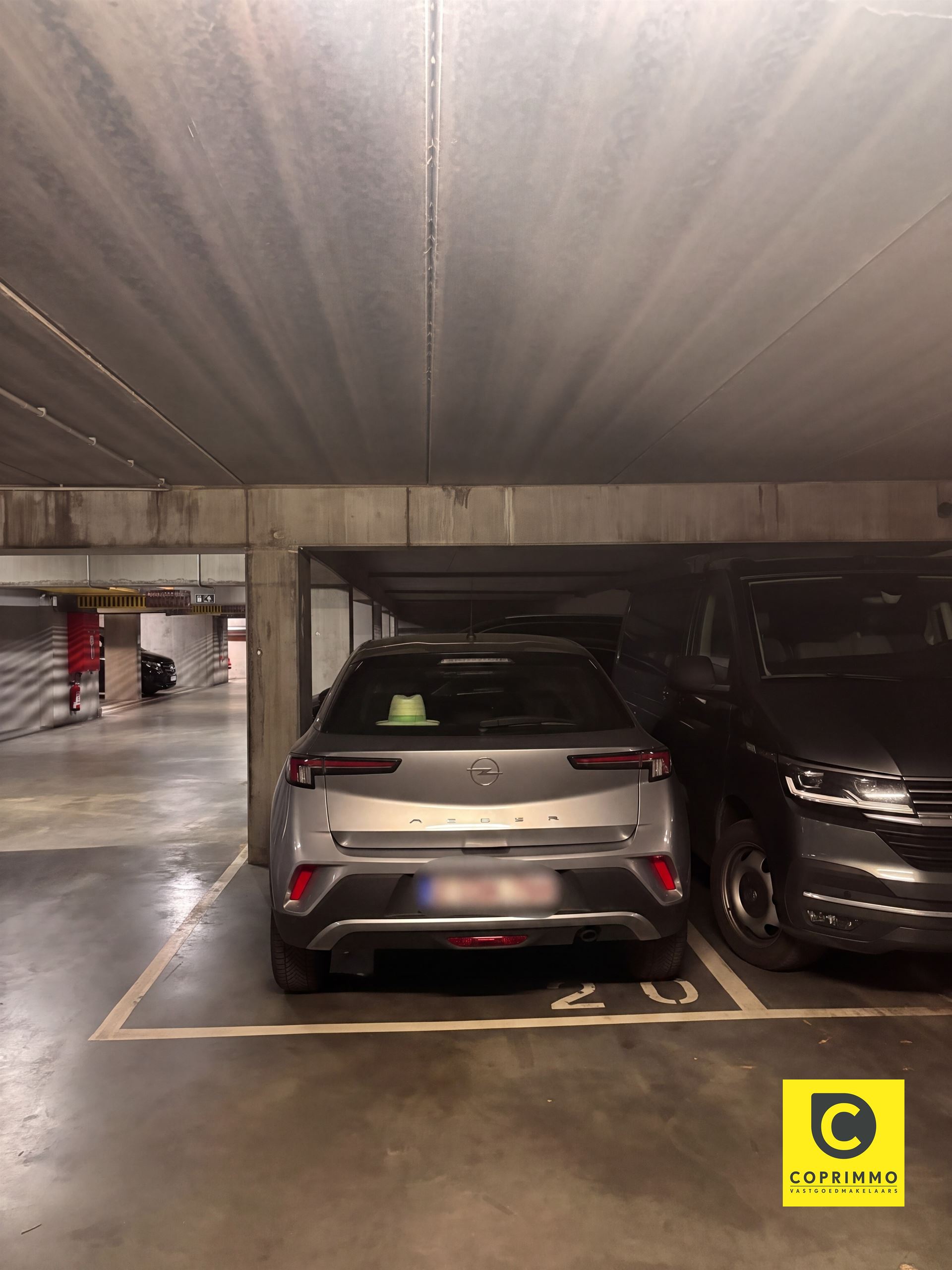 Ondergrondse autostaanplaats te koop! - foto 2