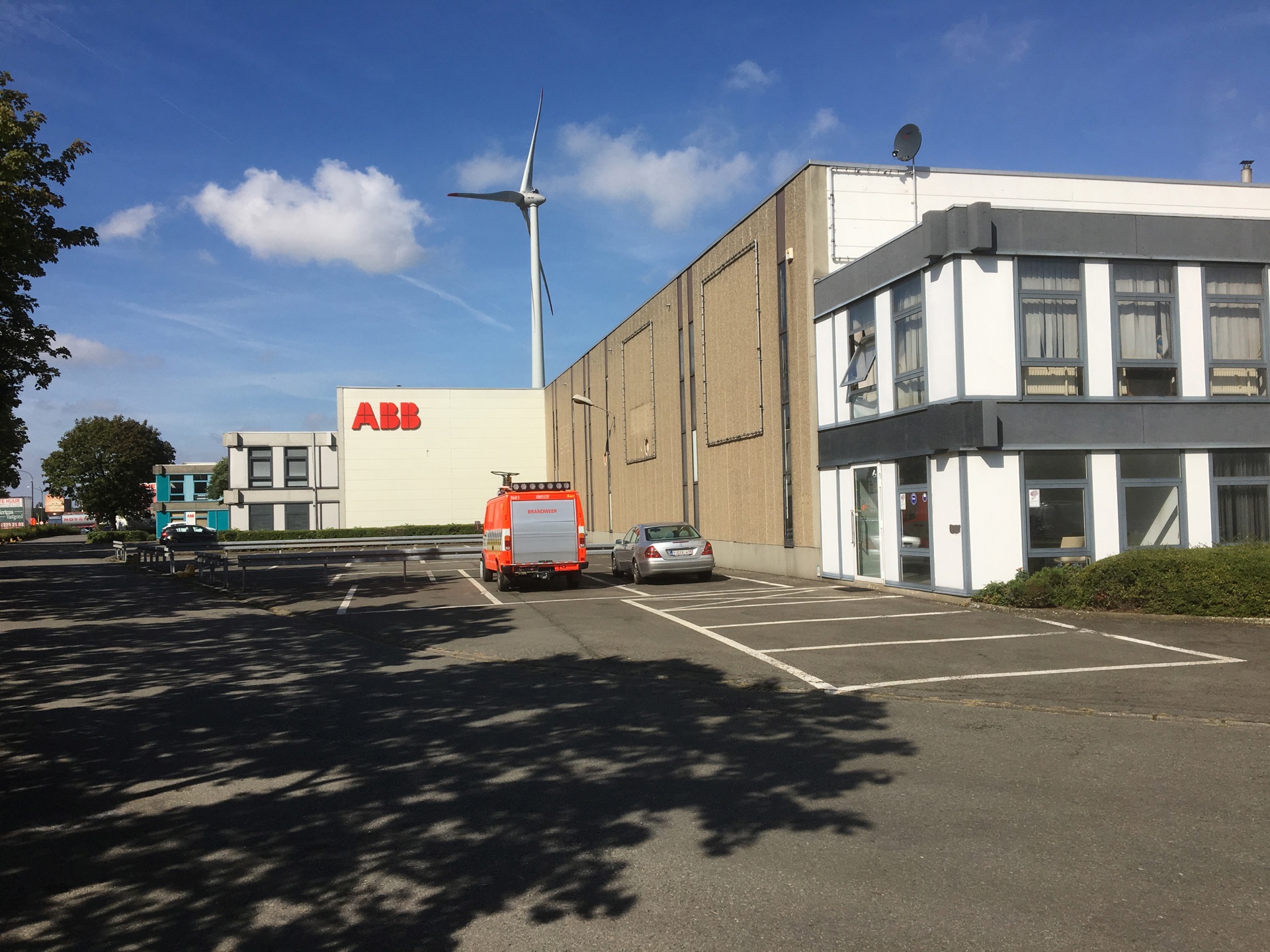 Magazijn 1.001m² met kantoor Haven Antwerpen - foto 5