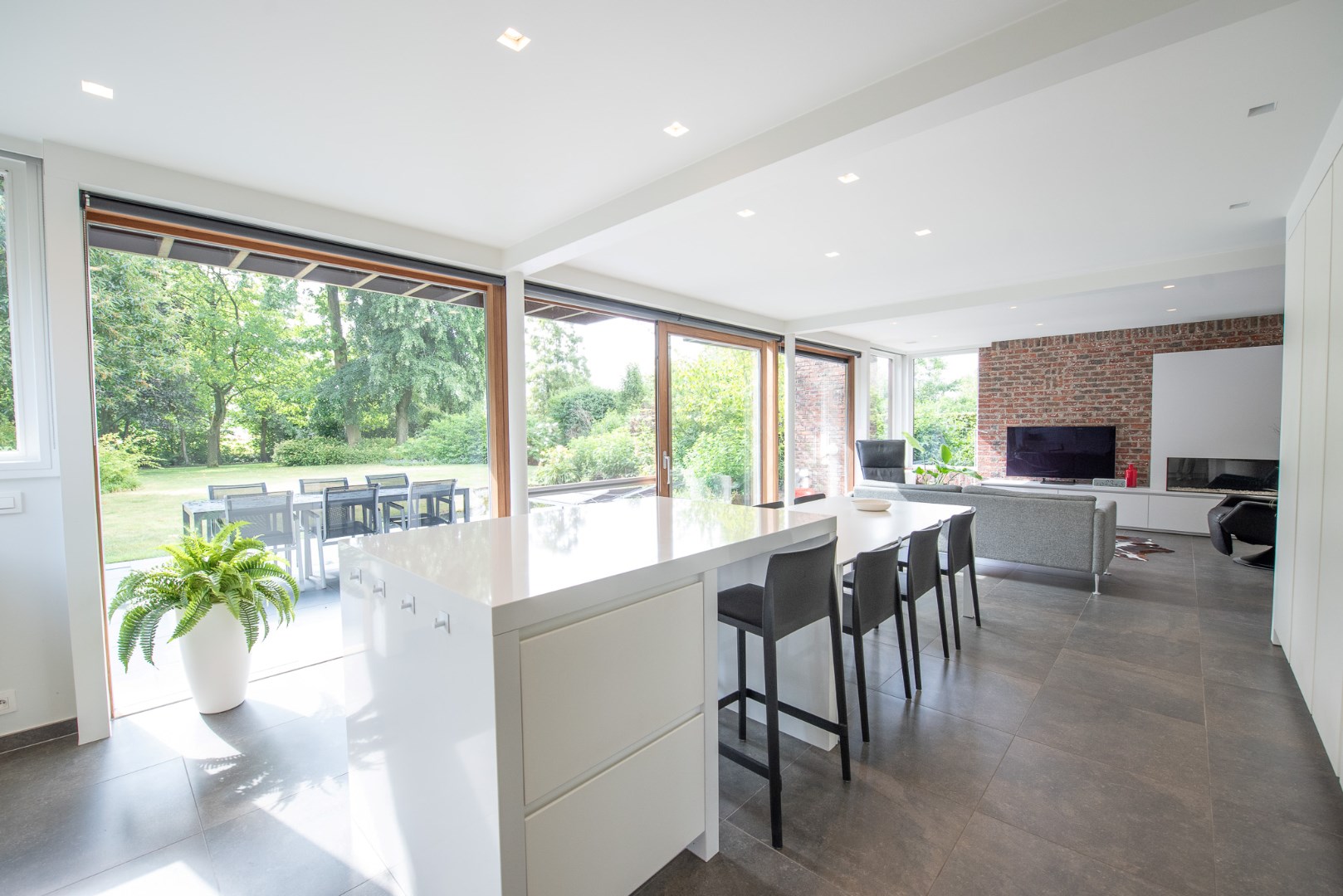 Prachtige villa te huur volledig omgeven in het groen! - foto 4