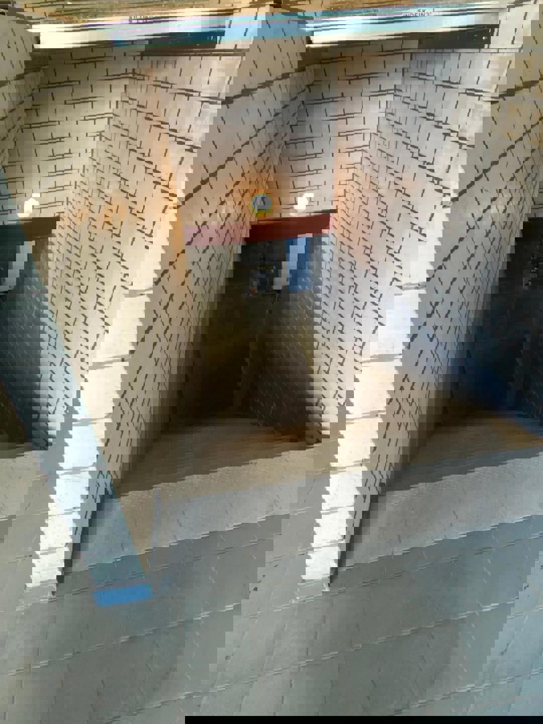 Commercial à louer à Oudsbergen - photo 4