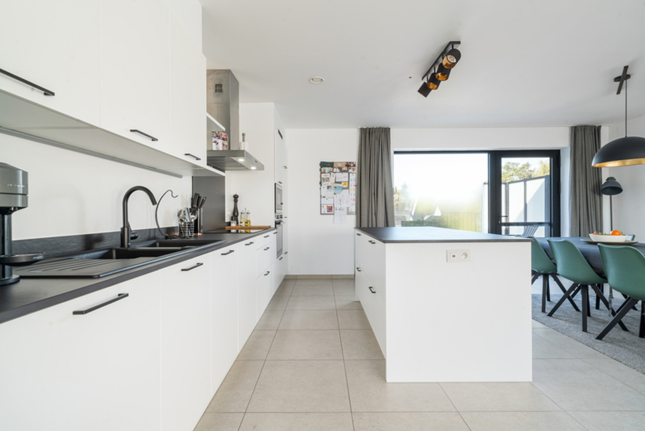 Ruim appartement in het centrum van Zele - foto 4