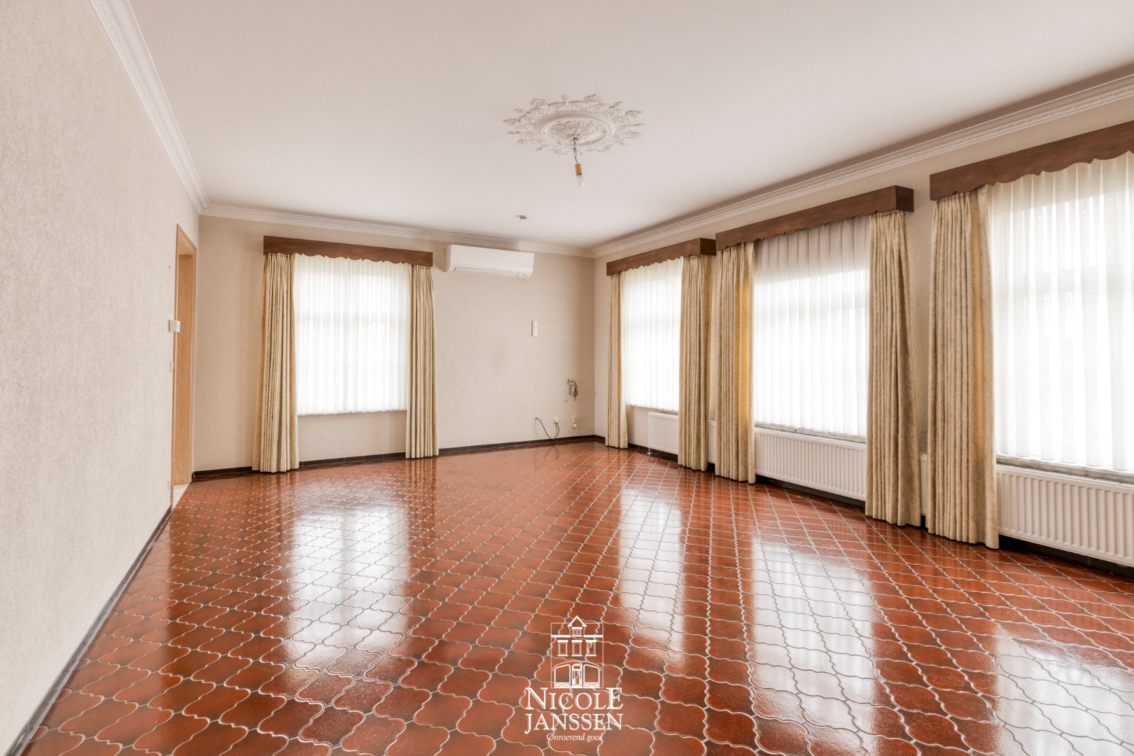 House for sale in Elen with 3 bedrooms - photo 4