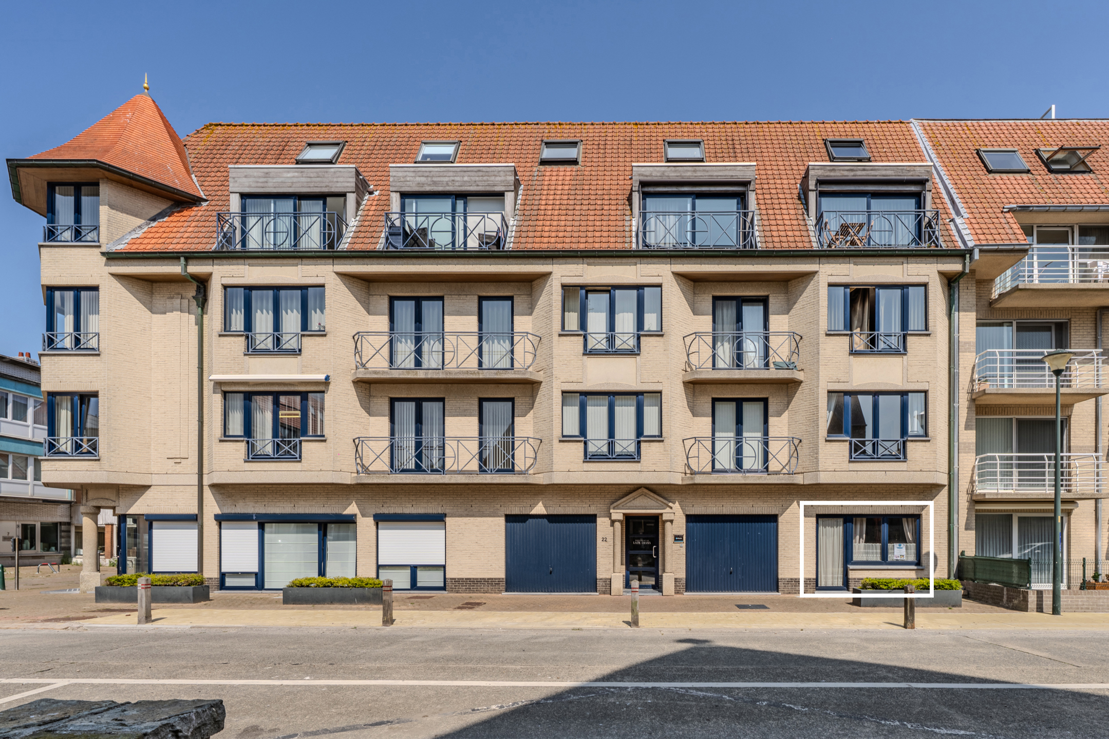 Apartment for sale in Bredene with 2 bedrooms - photo 1