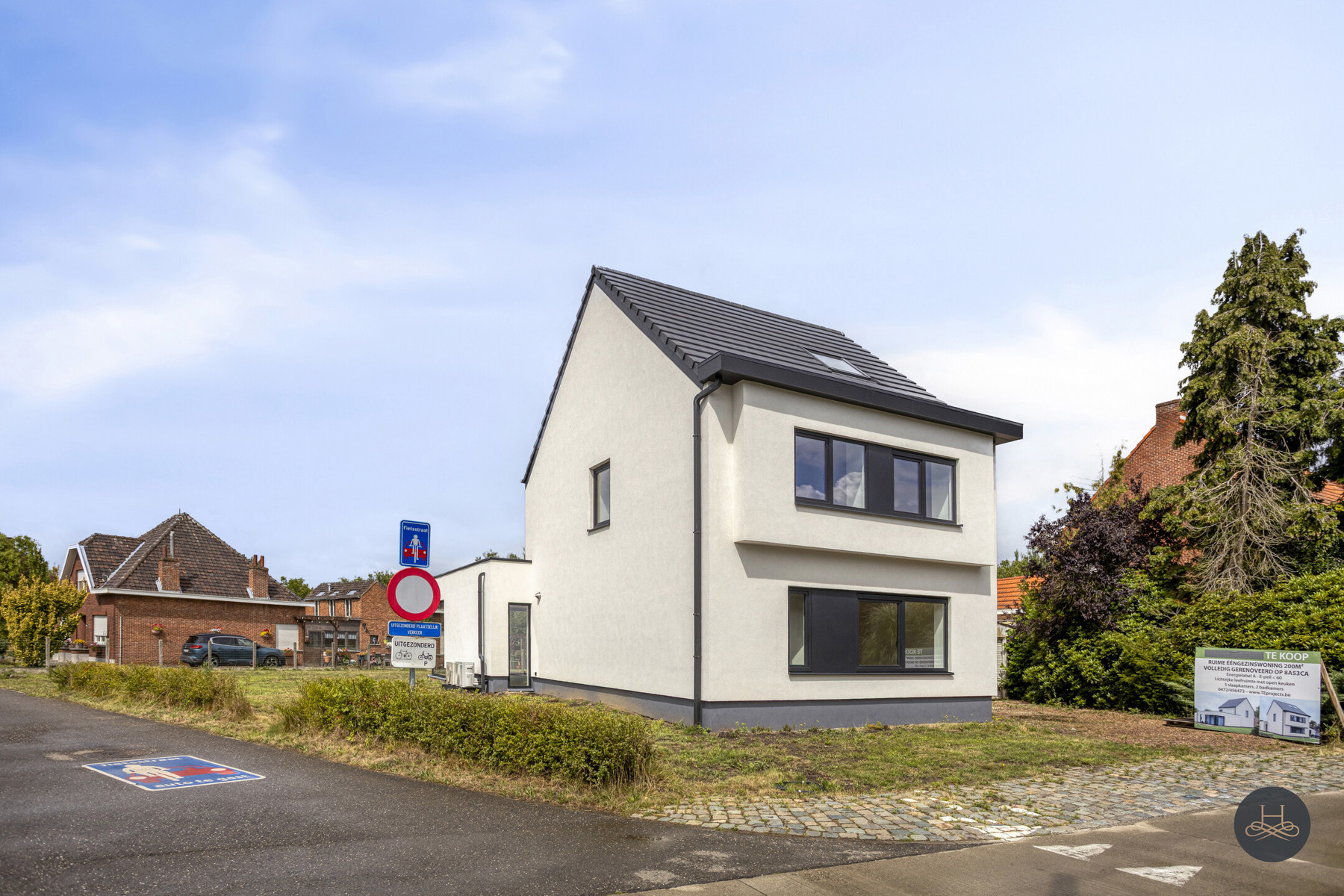 House for sale in Begijnendijk with 5 bedrooms - photo 1