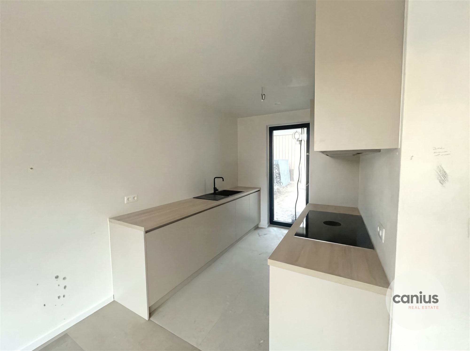 KNAPPE NIEUWBOUWWONING MET 3 SLPKS - foto 4