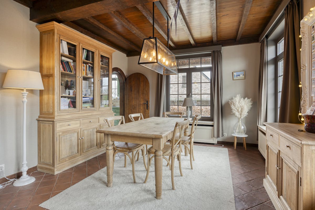 Karaktervolle gezinswoning op toplocatie te koop in Eeklo - foto 3