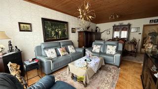  Welkom in deze charmante gezinswoning gelegen in het hart van Wilrijk. Met een bewoonbare oppervlakte van 108m², biedt deze woning alles wat uw...
