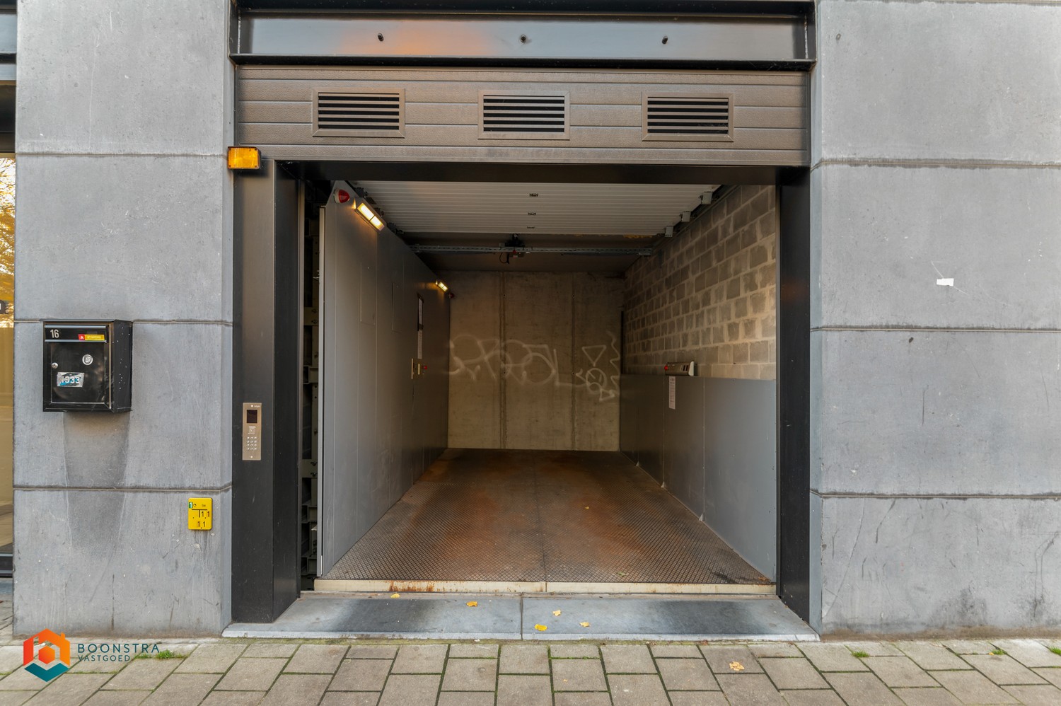 2 ondergrondse parkeerplaatsen in centrum Antwerpen - foto 4