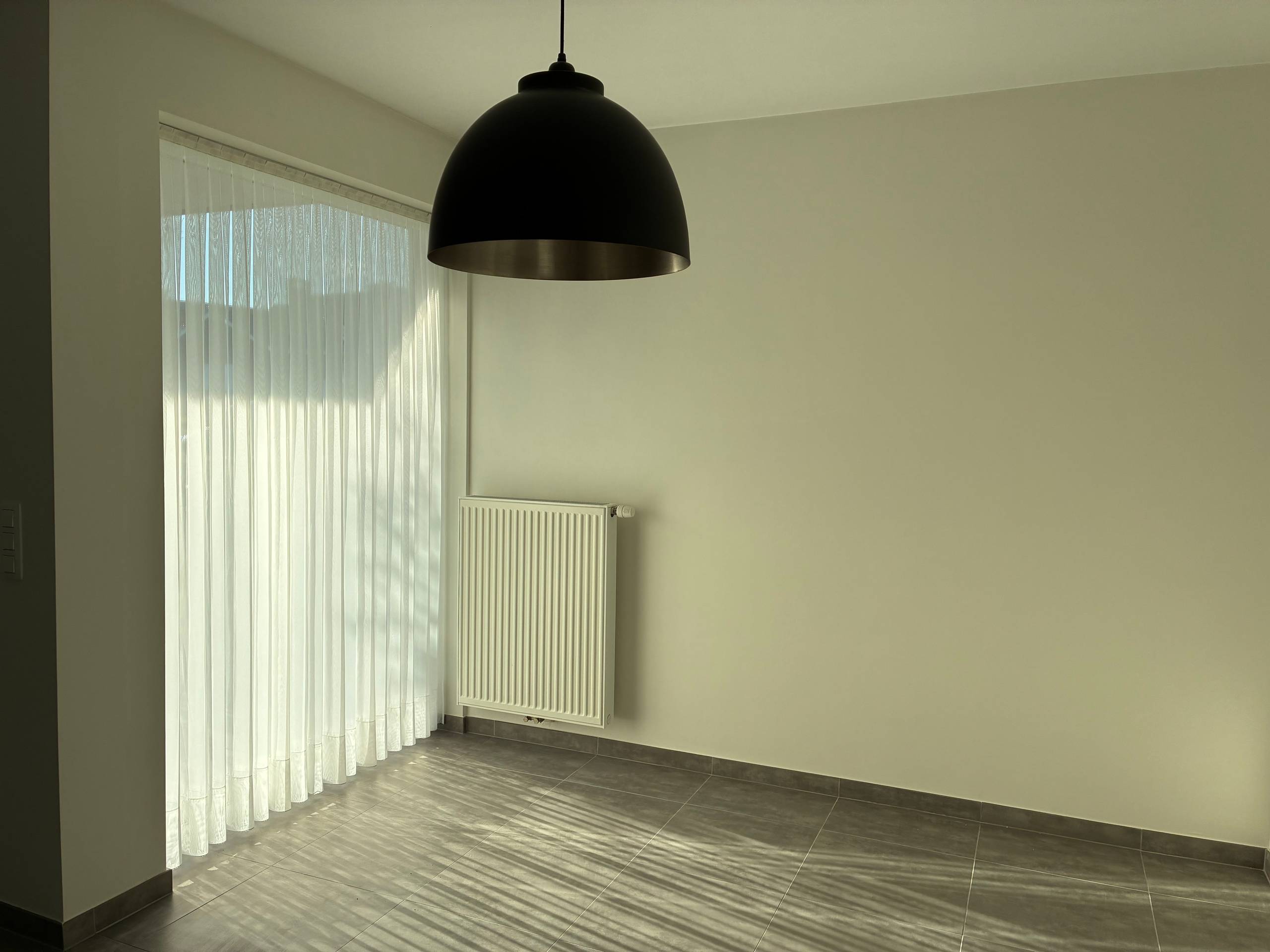 Gelijkvloers appartement te huur in Sint-Eloois-Vijve - foto 4
