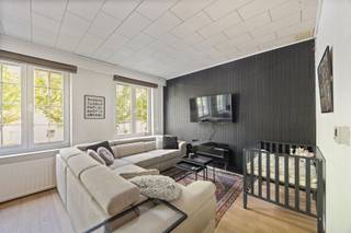 Instapklare woning met 4 slaapkamers en mooie tuin op Toplocatie in BrasschaatDeze verzorgde instapklare woning is ideaal gelegen in een rustige,...