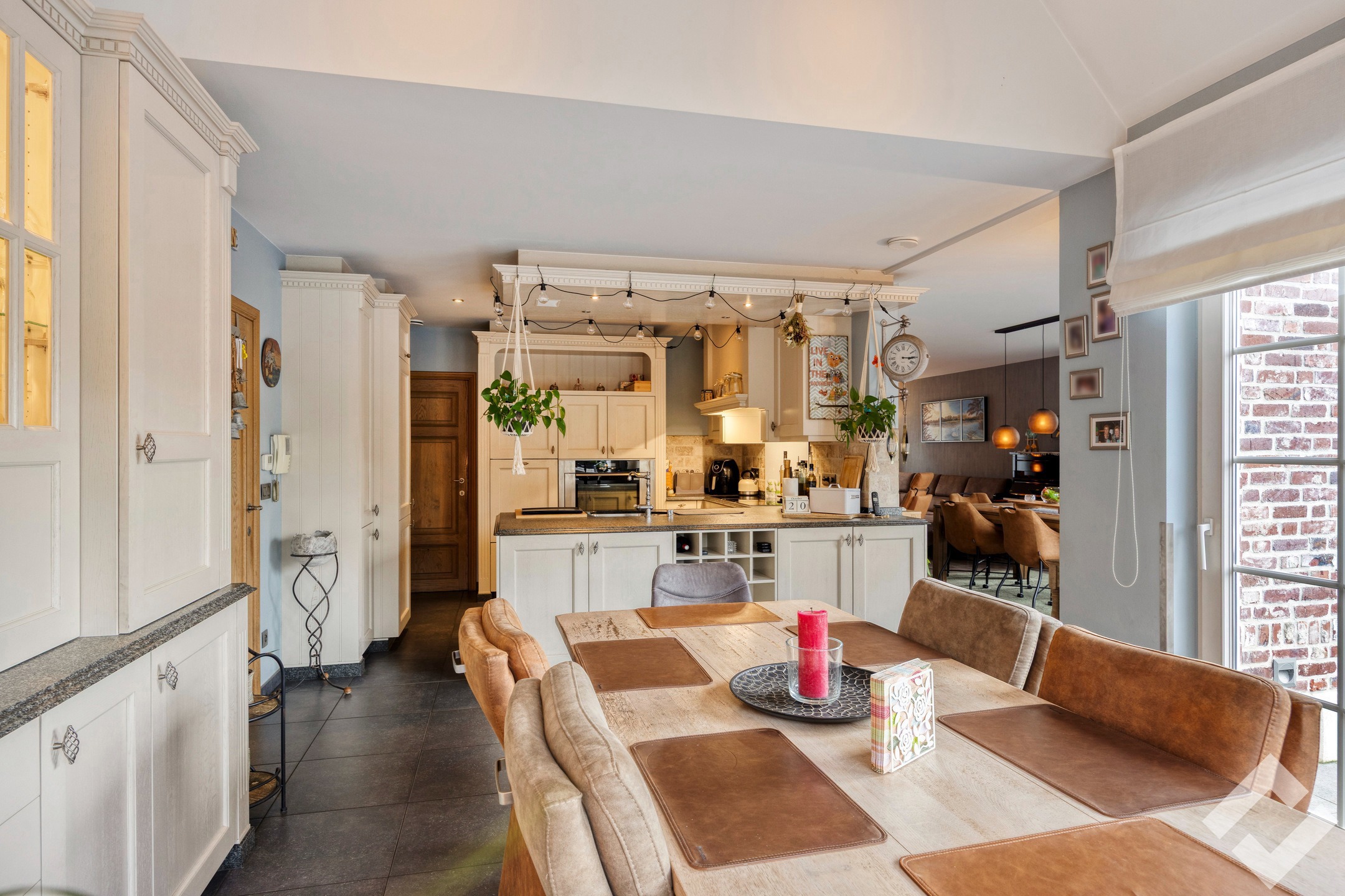 Uitstekend onderhouden woning met werkplaats te koop!  - foto 5