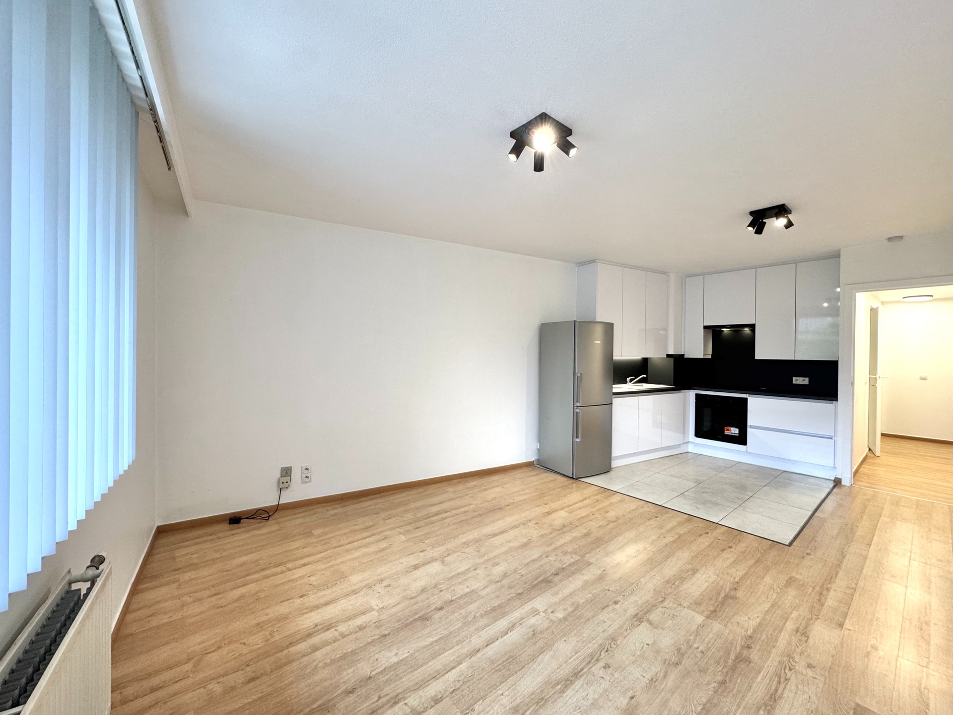 GELIJKVLOERS APPARTEMENT CENTRUM WAREGEM | 1 SLPK - foto 4