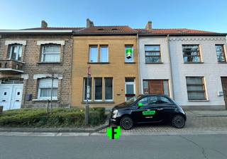 Te huur gezinswoning met 3 slaapkamers in rustig Gistel.Deze leuke gezinswoning is gelegen in het rustige en aangename Gistel, op slechts een...