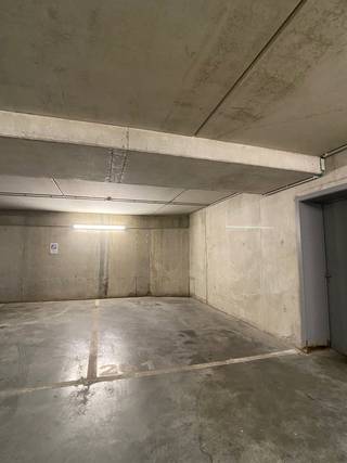 Garage for sale in Brussels