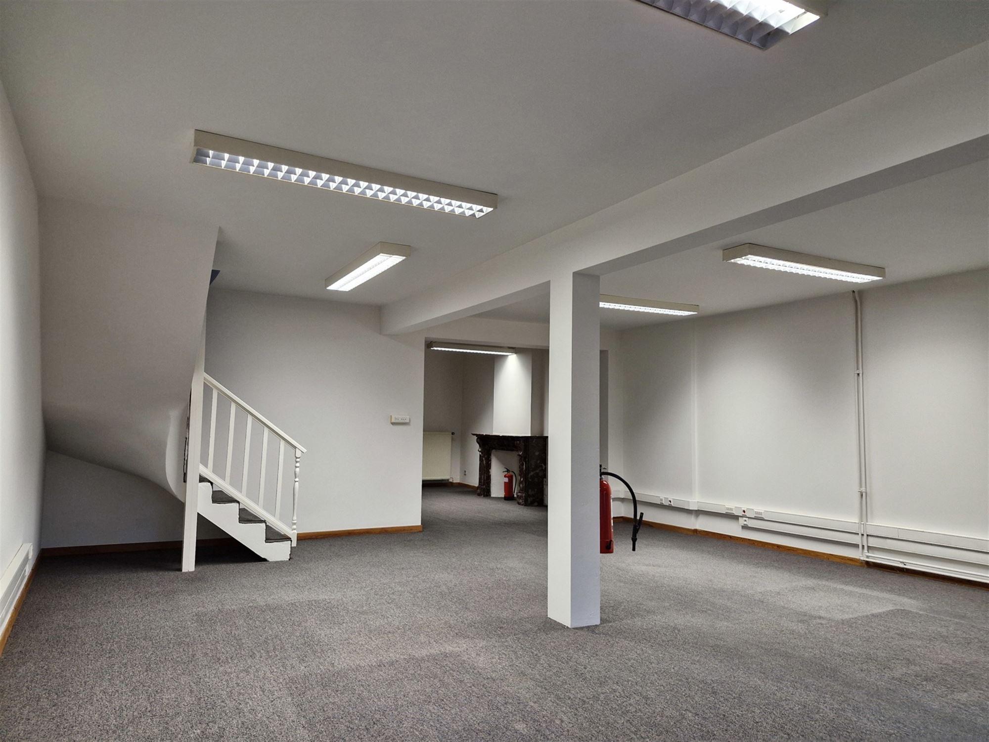 Commercial à louer à Malines - photo 1