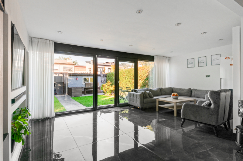 Instapklare &amp; rustig gelegen rijwoning met 3 SLK en tuin - foto 5