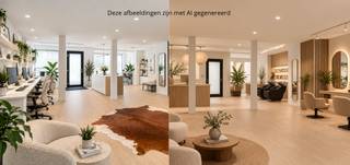 <p><strong>Charmante handelswoning met volwaardige woonfunctie op het Kerkplein van Wingene</strong></p>
<p>Bent u op zoek naar een eigendom waar wonen en werken perfect samengaan? Of zoekt u een ruime karakterwoning op een toplocatie? Dan is deze veelzijdige eigendom beslist een bezoek waard.</p>
<p>Het pand is momenteel vergund als handelshuis, maar ook een <strong>volwaardige woonfunctie</strong> is toegestaan. Ideaal als handelszaak of praktijk met privéwoning, maar evengoed als ruime gezinswoning.</p>
<p>Vooraan bevindt zich een verzorgde winkel- of praktijkruimte van ca. <strong>75 m²</strong> met bergruimte en een brede etalage die zorgt voor optimale zichtbaarheid en veel lichtinval.</p>
<p>Achteraan vindt u de instapklare woning met lichtrijke leefruimtes, een ingerichte keuken, een gezellige patio en een aparte wasplaats met extra bergruimte.</p>
<p>De eerste verdieping telt <strong>vier volwaardige slaapkamers</strong>, een badkamer en een polyvalente ruimte van ca. <strong>30 m²</strong>, ideaal als bureau, atelier of hobbyruimte. Via een vaste trap bereikt u de geïsoleerde zolder, die nog verder kan worden ingericht.</p>
<p>Dankzij het <strong>EPC-label B</strong> en de vernieuwde aluminium ramen met hoogrendementsglas geniet u bovendien van een energiezuinige eigendom.</p>
<p>Een verrassend ruime eigendom met karakter, tal van gebruiksmogelijkheden en een uitstekende ligging in het centrum van Wingene.</p>
<p><strong>Interesse? Contacteer DE ARK VASTGOED voor een bezoek: ark@arkvastgoed.be</strong></p>