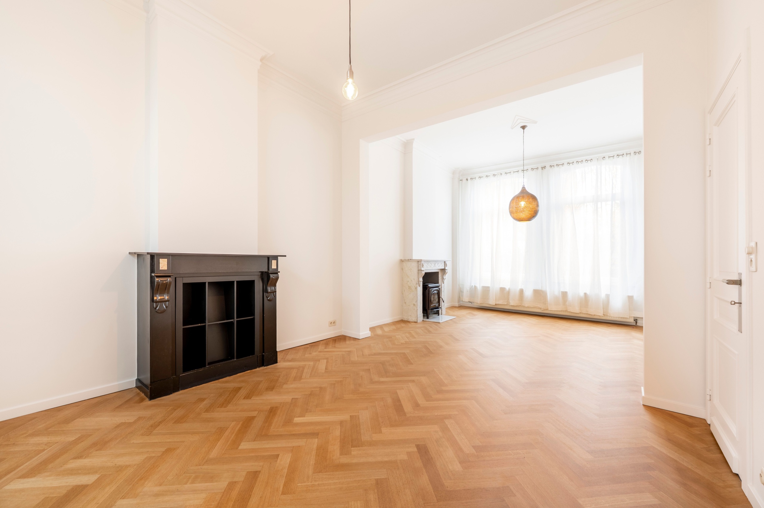 Maison à louer à Anvers avec 4 chambres - photo 3