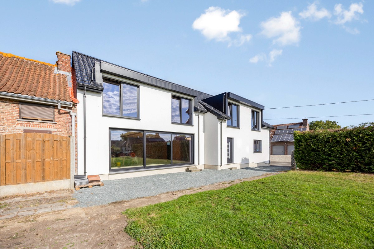 Ruime casco woning - foto 1