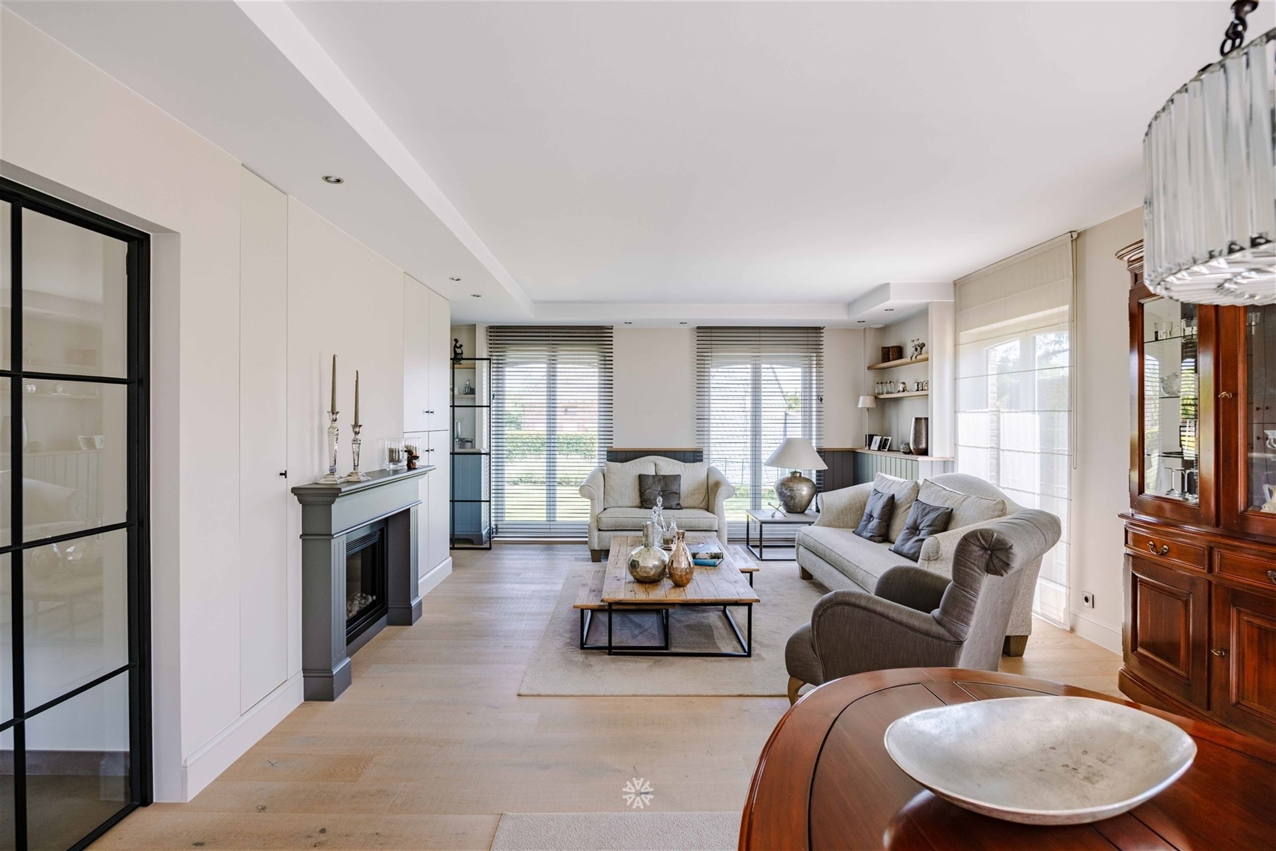 Elegant and high quality finished villa - photo 2