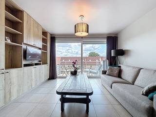 Instapklaar appartement gelegen op een uitstekende ligging vlakbij het Maritiem park, het openbaar vervoer en de winkels van...