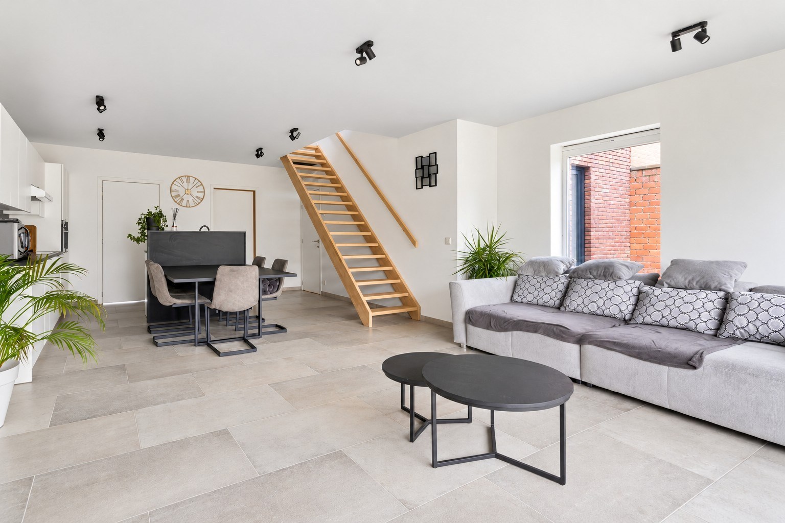 Ruime recente woning met home-office, 3 slaapkamers, tuin met uitweg & garage. (aankoop aan 2% mogelijk!) - foto 5