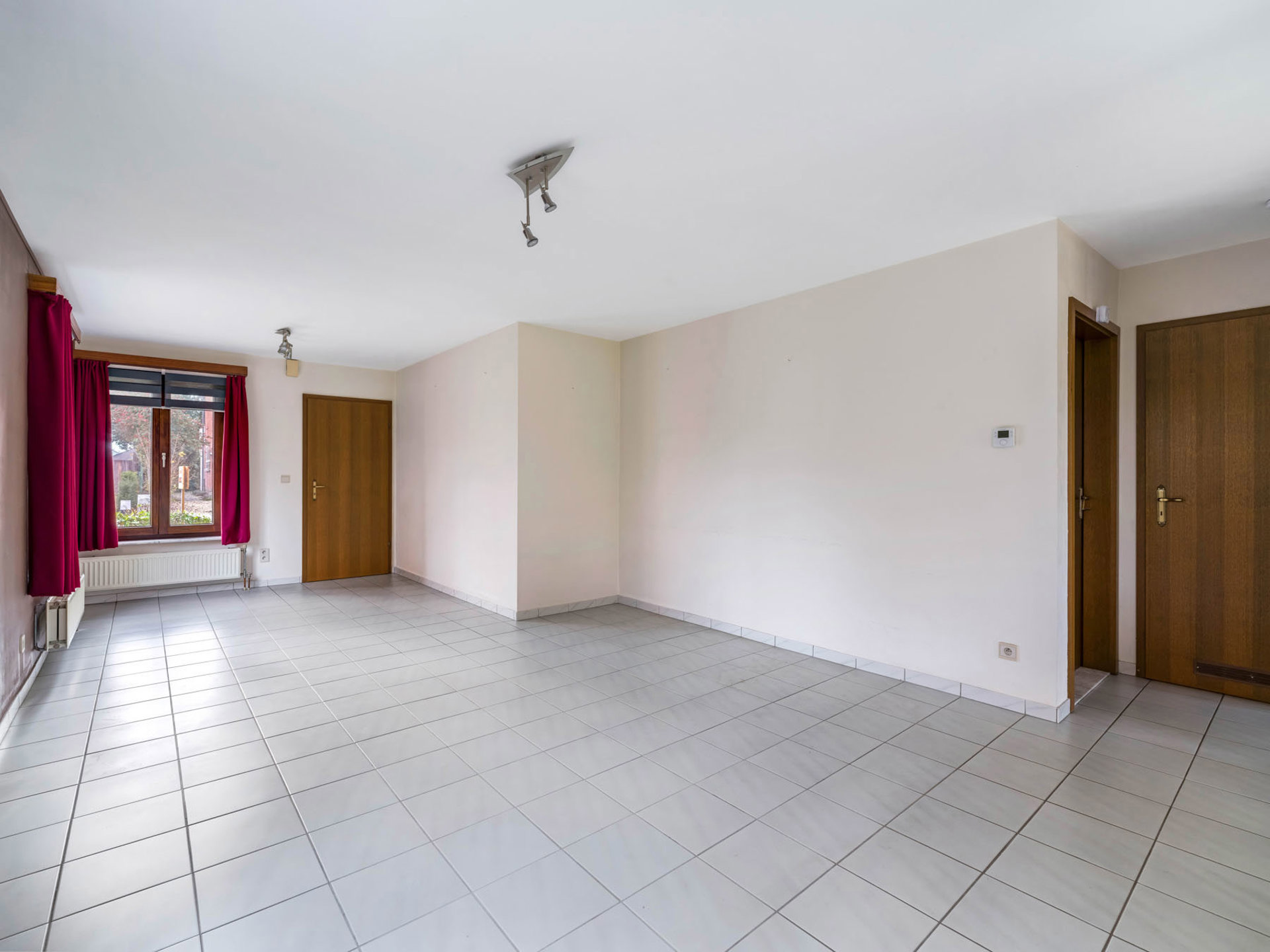 Gezinswoning met 4 slp , rustige ligging nabij het park. - foto 5