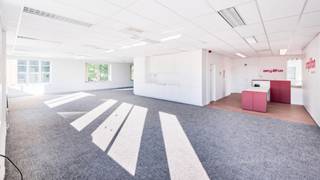Te huur: verschillende kantoorunits gelegen Pontbeekstraat 2-4, 1702 Groot-Bijgaarden. Functionele ruimtes met archieven beschikbaar.Vlotte...