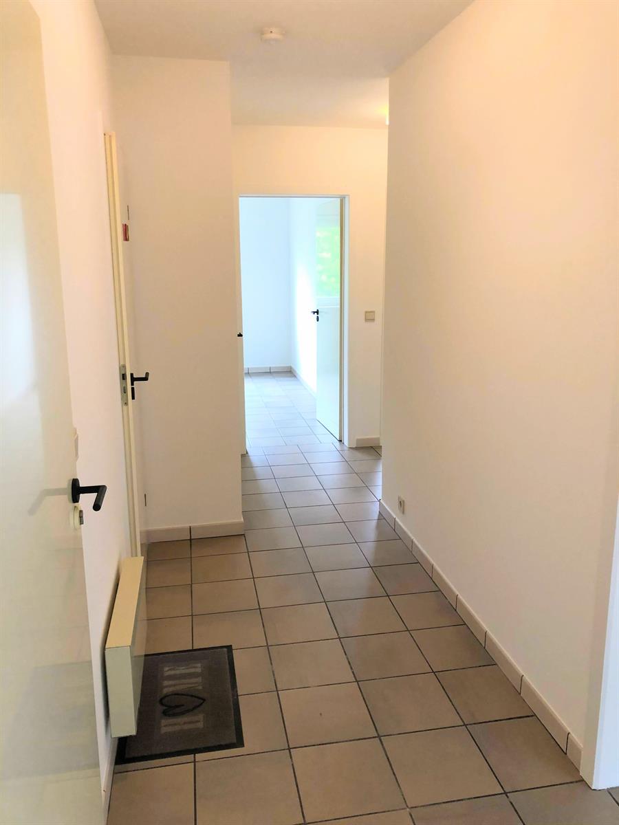 Appartement met 2 slaapkamers en garage te Denderleeuw - foto 5