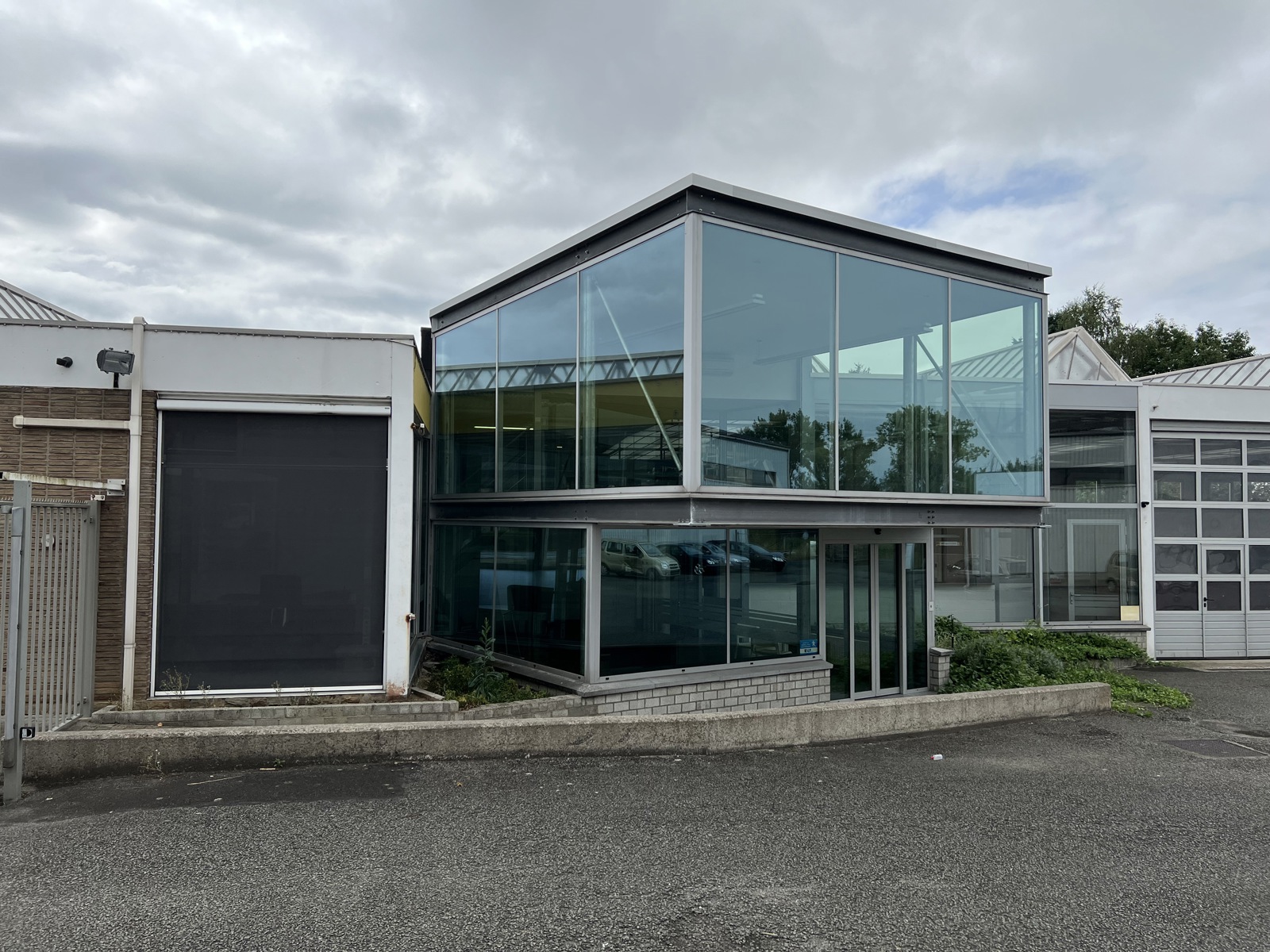 Commercial à louer à Ath - photo 5