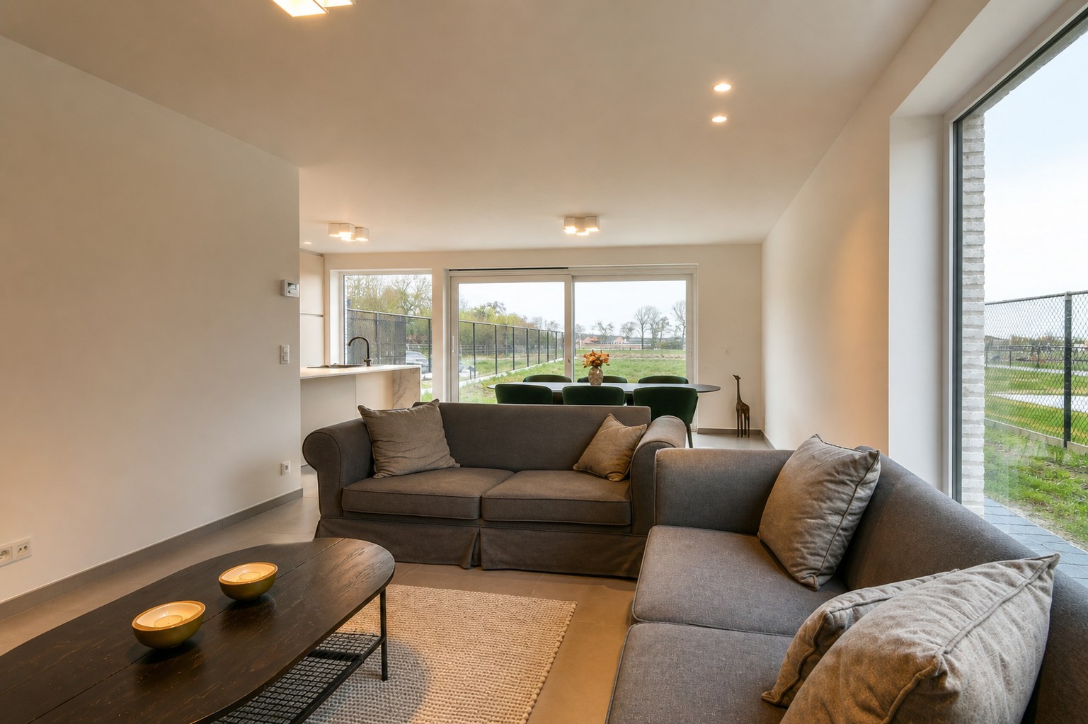 Moderne halfopen nieuwbouwwoning op 537 m² met landelijk verzicht op topligging te Torhout - foto 4