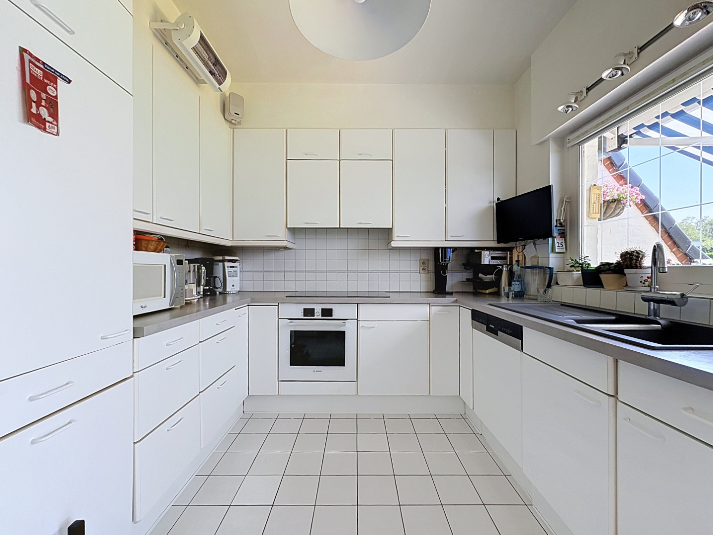 Charmante villa sur un terrain maginifique de 1.448m². - photo 4